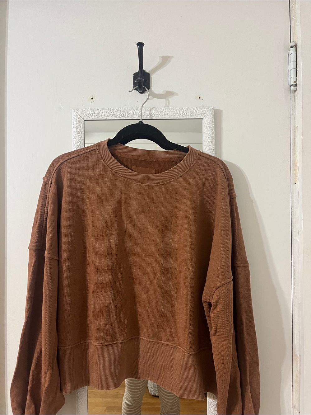 aerie Crewneck Sweatshirt in Warm Brown